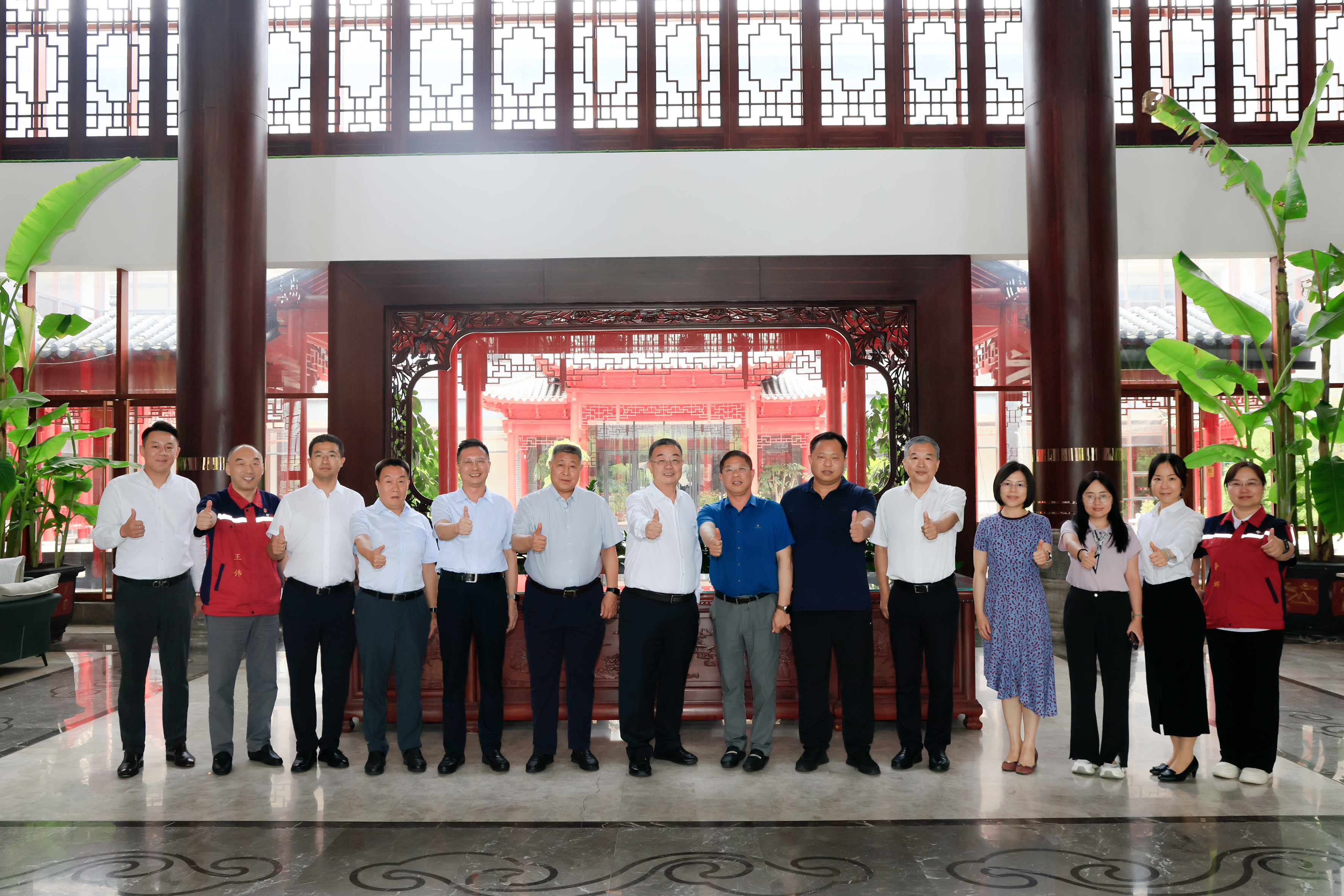 Fan Shunke, deputy Party secretary of the China Nonferrous Metals Industry Association, and his delegation visited Innovation Group for research.